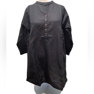 Black linen Top with Buttons